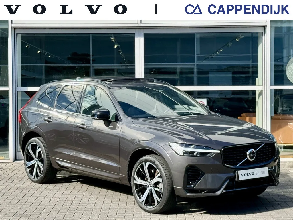 Volvo XC60 (2022) — foto 1