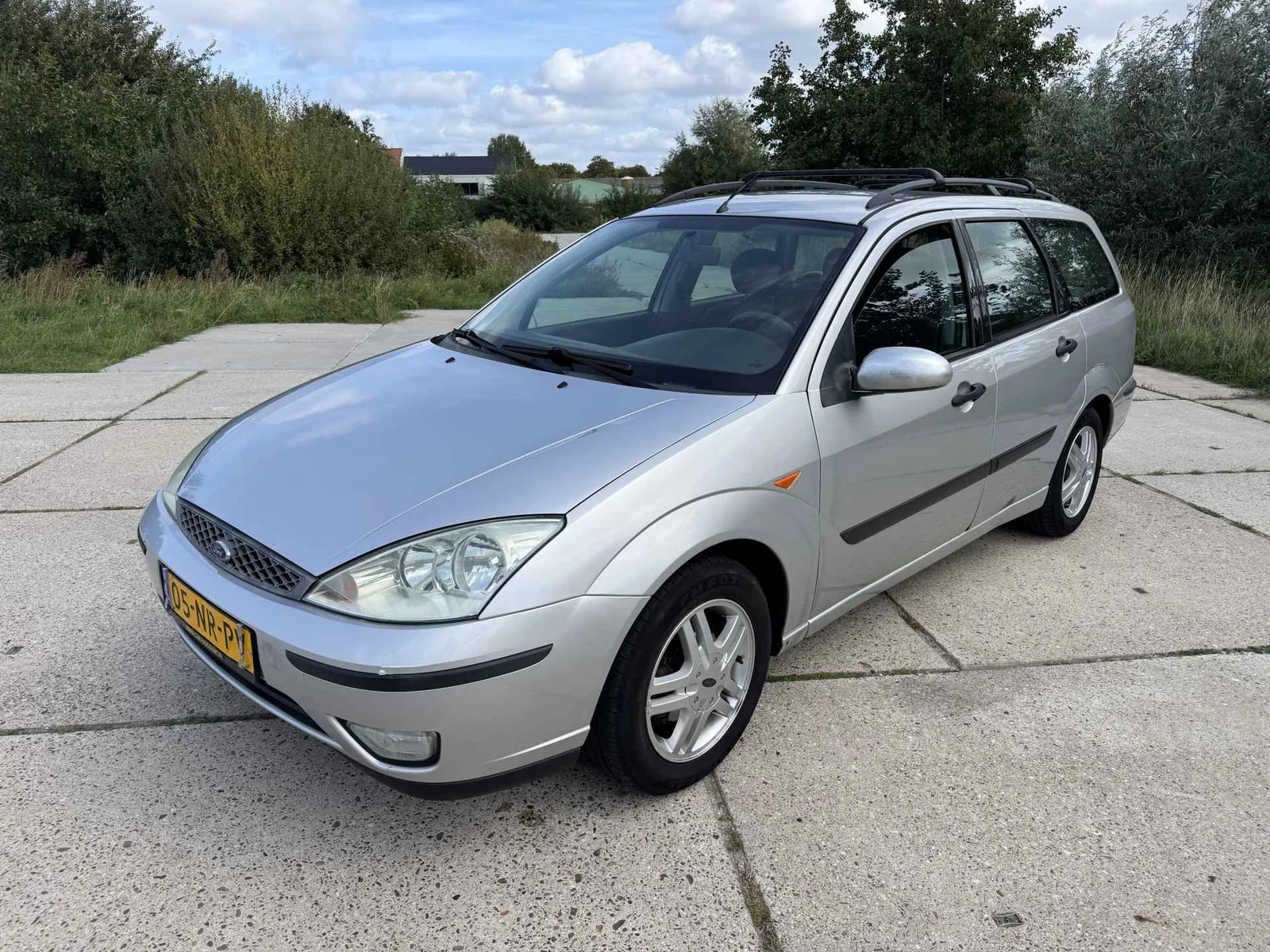 Ford Focus (2004) — foto 1