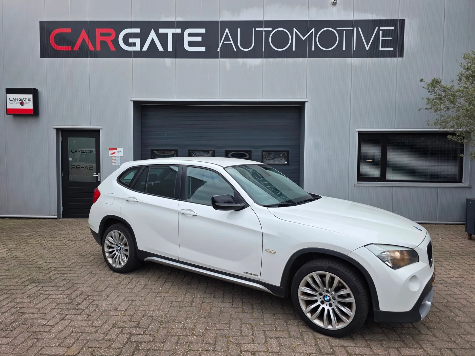 BMW X1 (2010) — foto 1