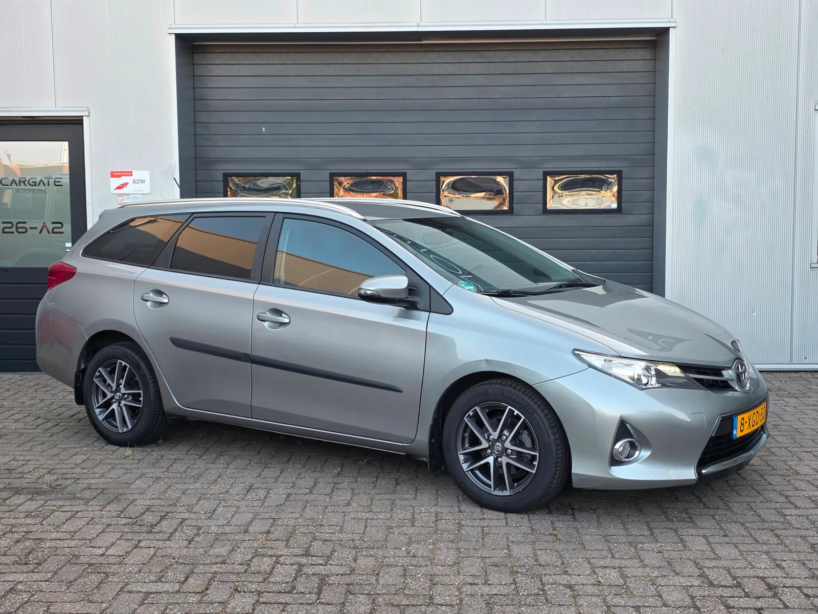 Toyota Auris (2014) — foto 1