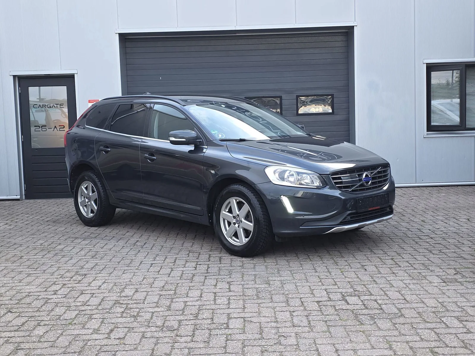 Volvo XC60 (2015) — foto 1