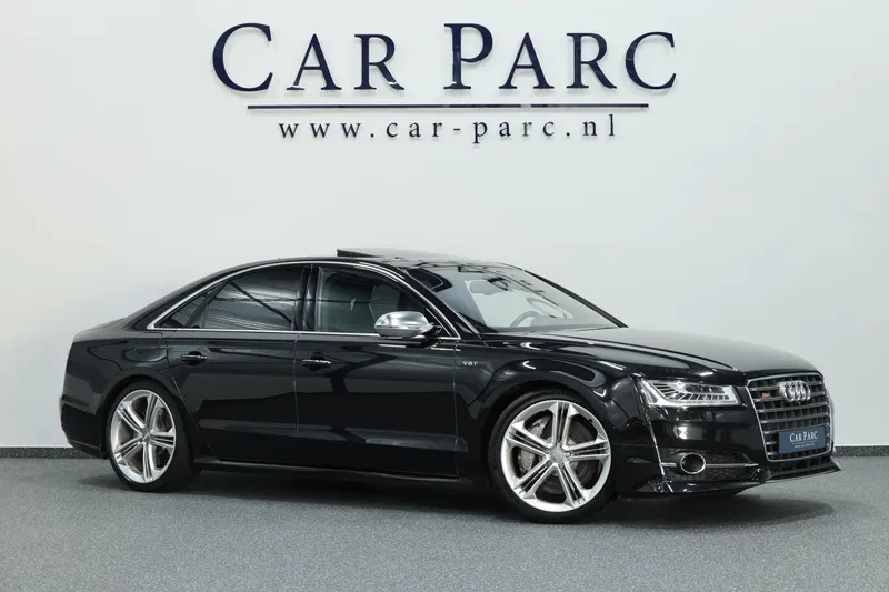 Audi S8 (2015)