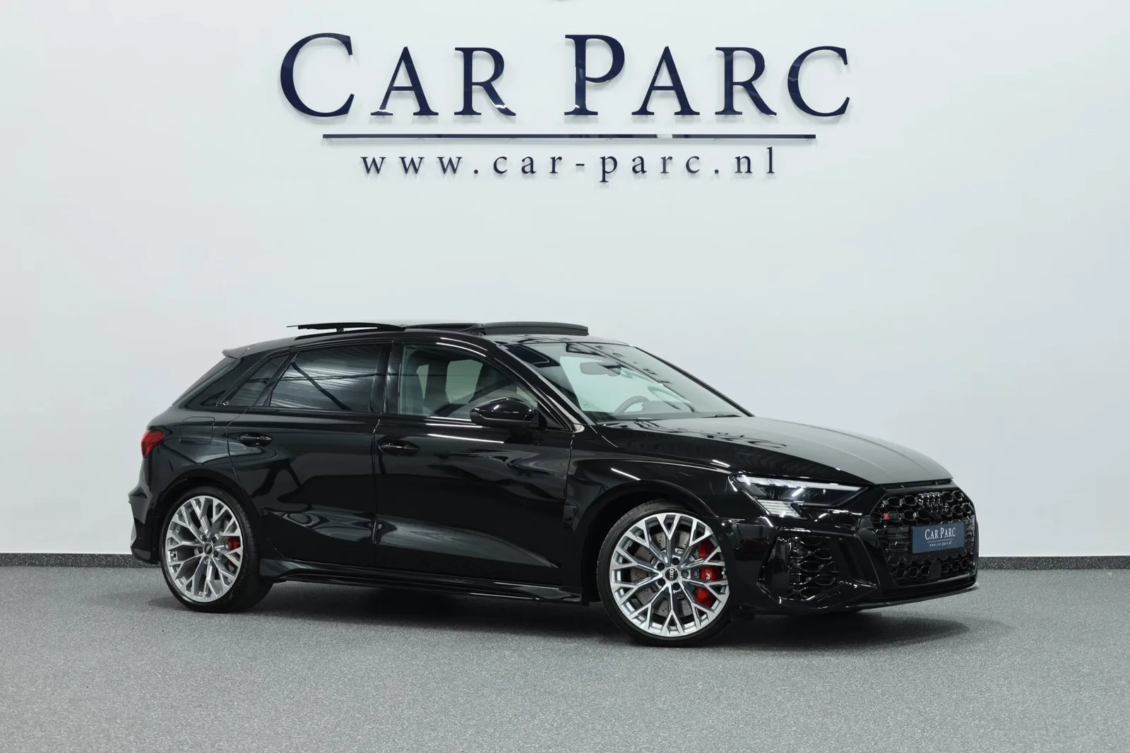 Audi RS 3 Sportback (2022) — foto 1