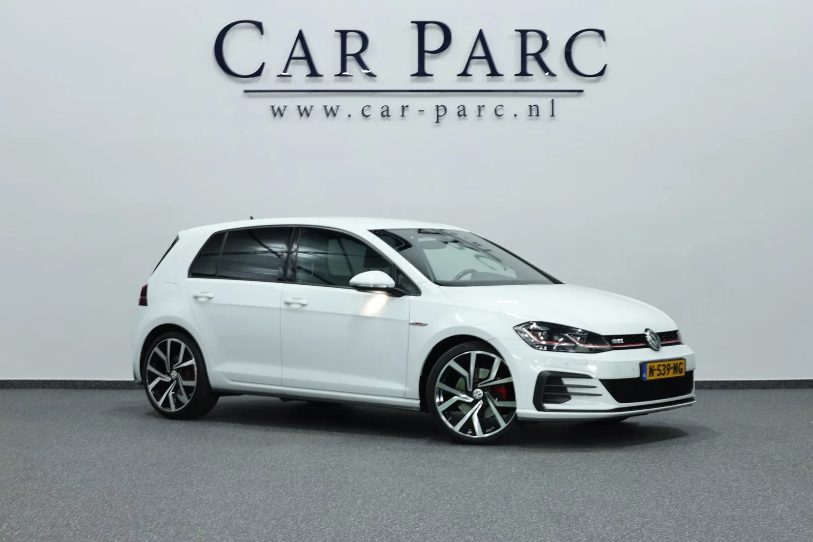 Volkswagen Golf (2017) — foto 1