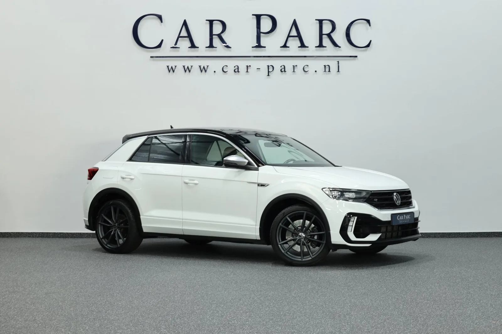 Volkswagen T-Roc (2020) — foto 1