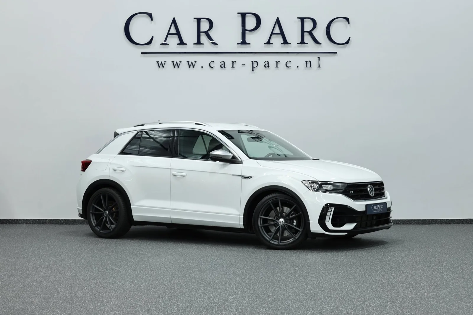 Volkswagen T-Roc (2020) — foto 1