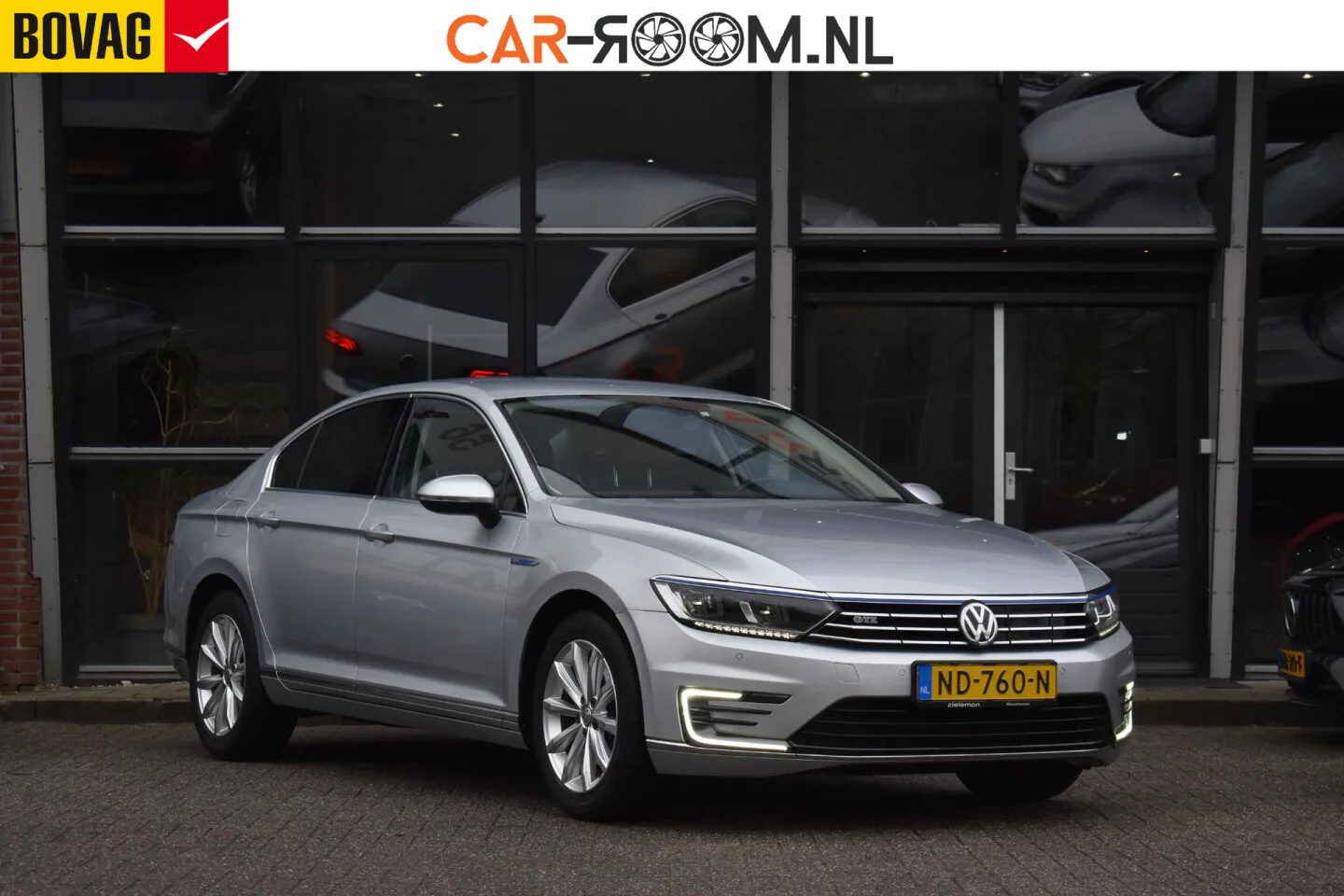 Volkswagen Passat (2016) — foto 1