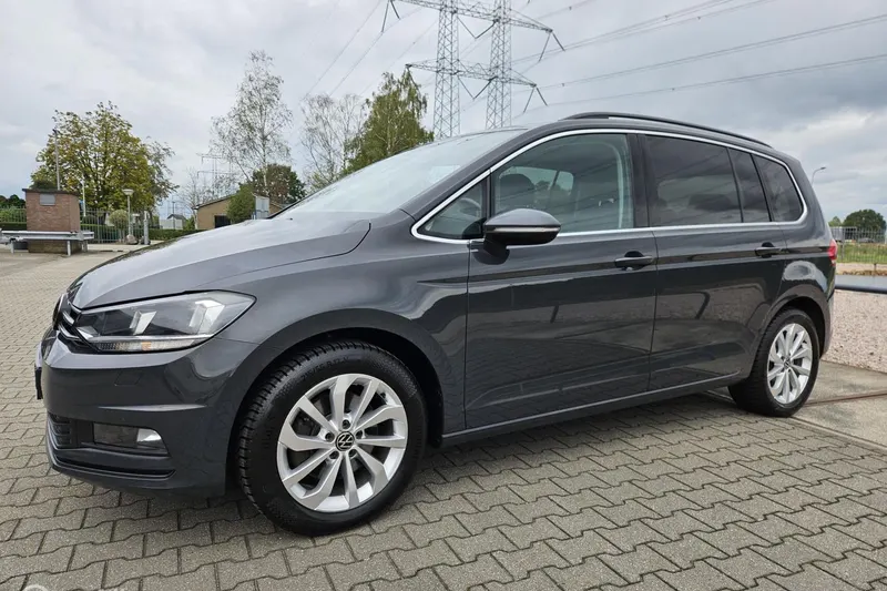 Volkswagen Touran (2021)