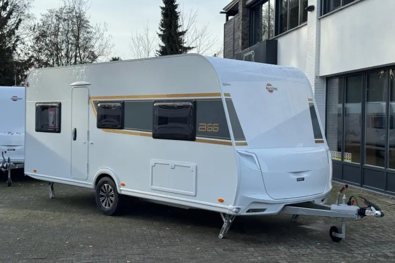 Bürstner Averso Plus (2026)