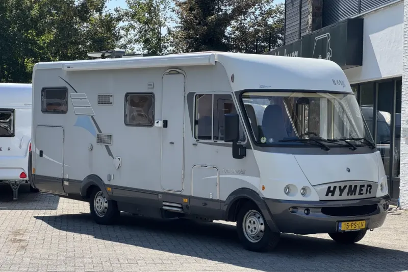 Hymer B 614 (2004)