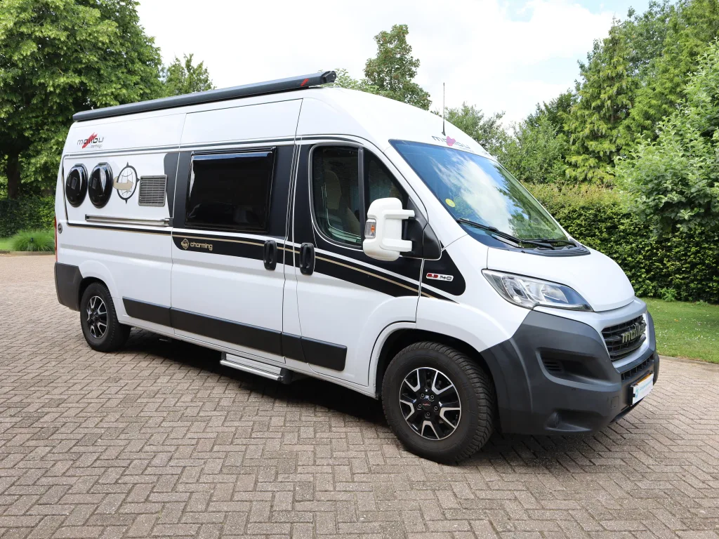 Malibu Van (2020) — foto 1