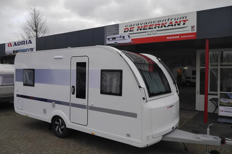 Adria Adora (2025)