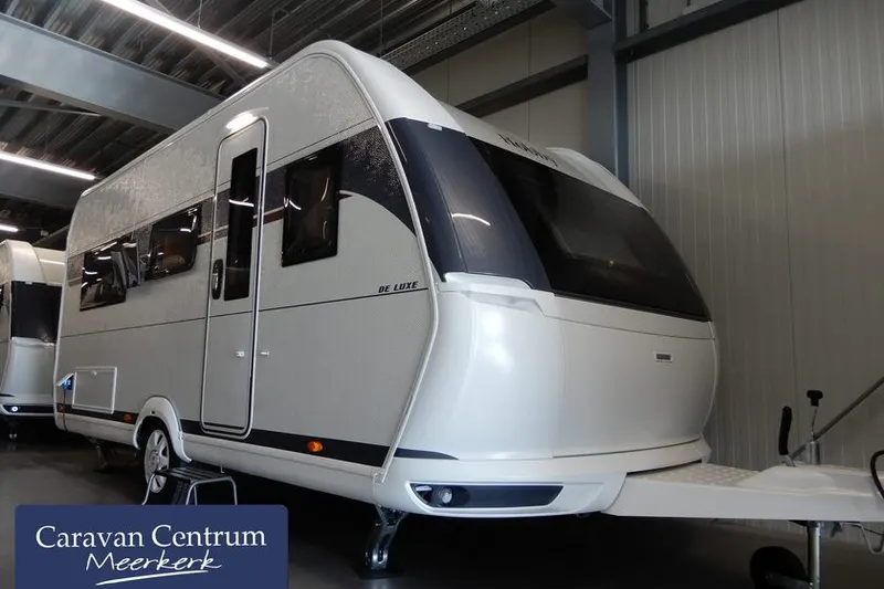 Hobby De Luxe (2027)