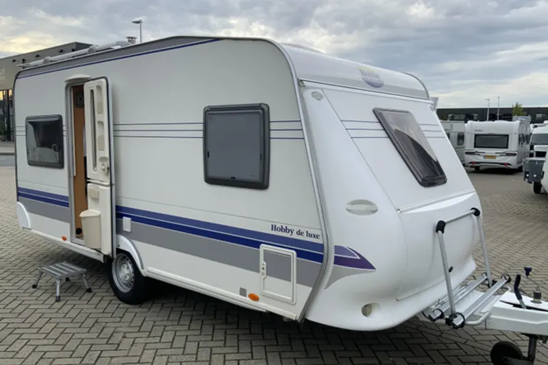 Hobby De Luxe (2007)
