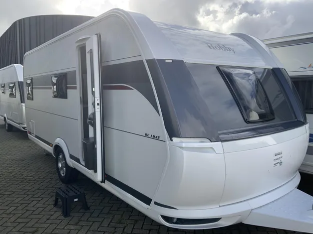 Hobby De Luxe (2027) — foto 1