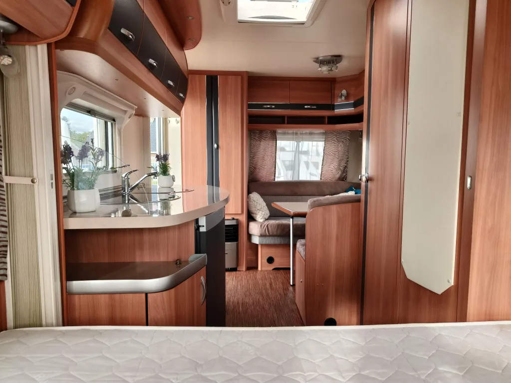Hobby De Luxe (2013) — foto 1