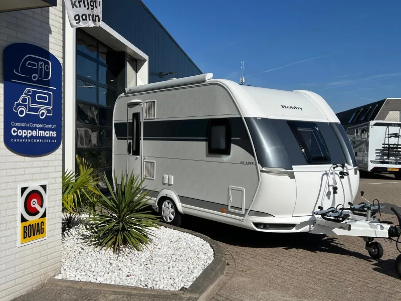 Hobby De Luxe (2022) — foto 1