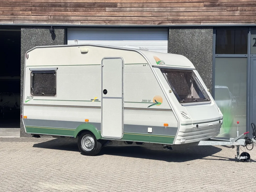 Delta 3900 (1997) — foto 1
