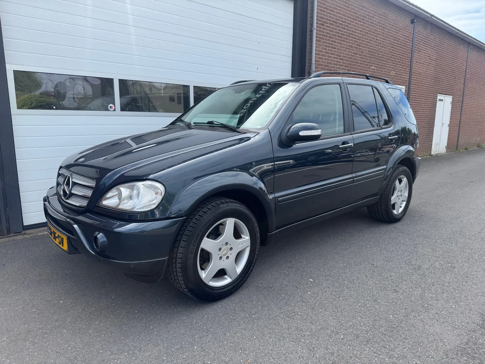 Mercedes-Benz ML-Klasse (2002) — foto 1