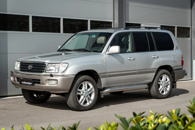 Land Rover Cruiser100 (2005)