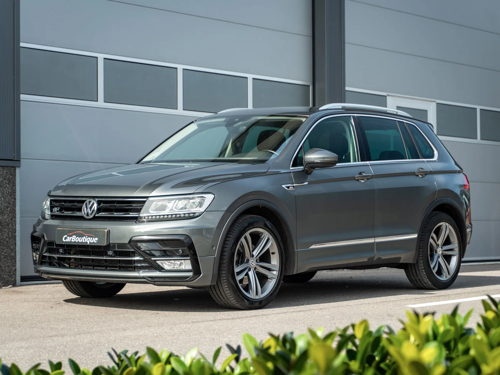 Volkswagen Tiguan (2016) — foto 1