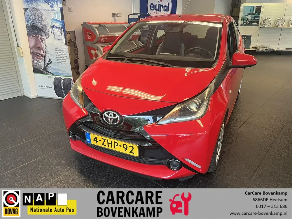 Toyota Aygo (2015) — foto 1