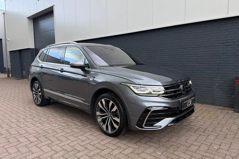 Volkswagen Tiguan (2022)