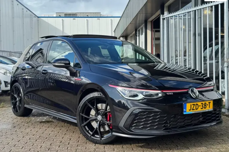 Volkswagen Golf (2021)