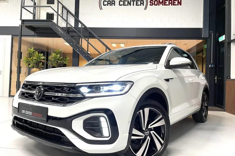 Volkswagen T-Roc (2023)