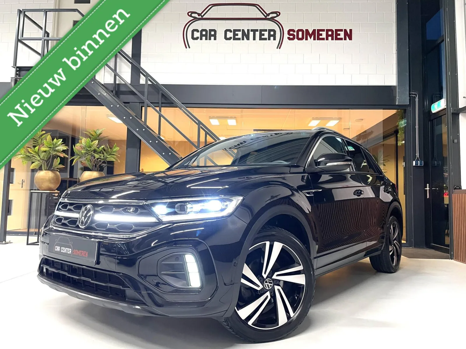 Volkswagen T-Roc (2022) — foto 1