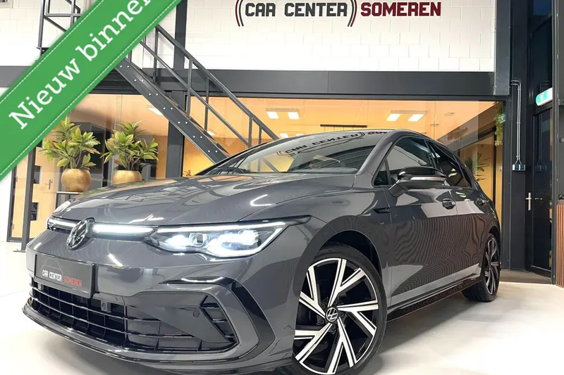 Volkswagen Golf (2024)