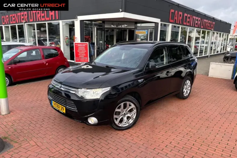 Mitsubishi Outlander (2014)