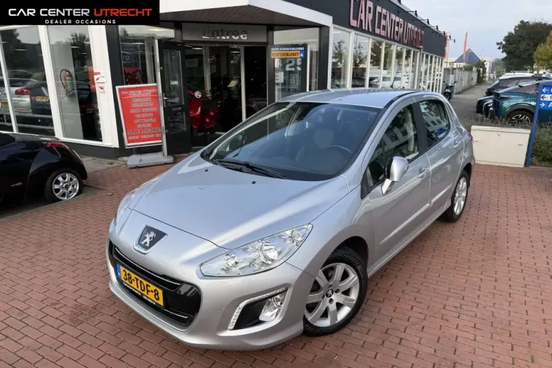 Peugeot 308 (2012)