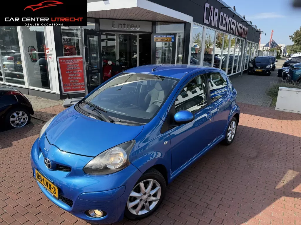 Toyota Aygo (2010) — foto 1