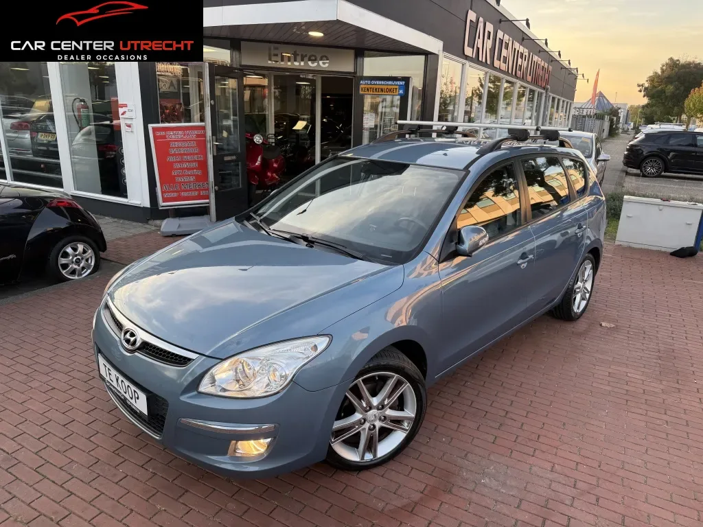 Hyundai i30 (2009) — foto 1