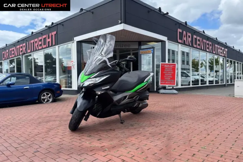 Kawasaki J 300 (2015)