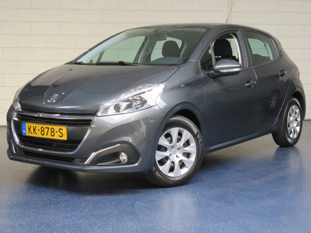 Peugeot 208 (2016) — foto 1