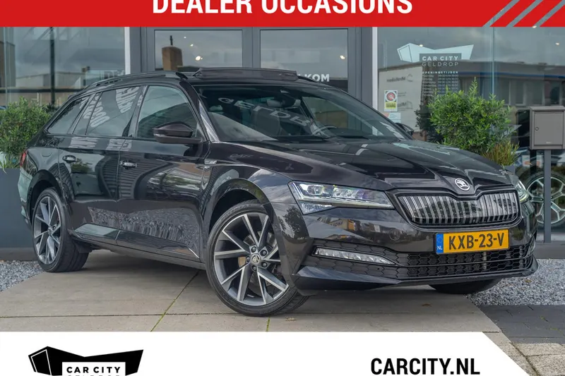 Škoda Superb (2023)