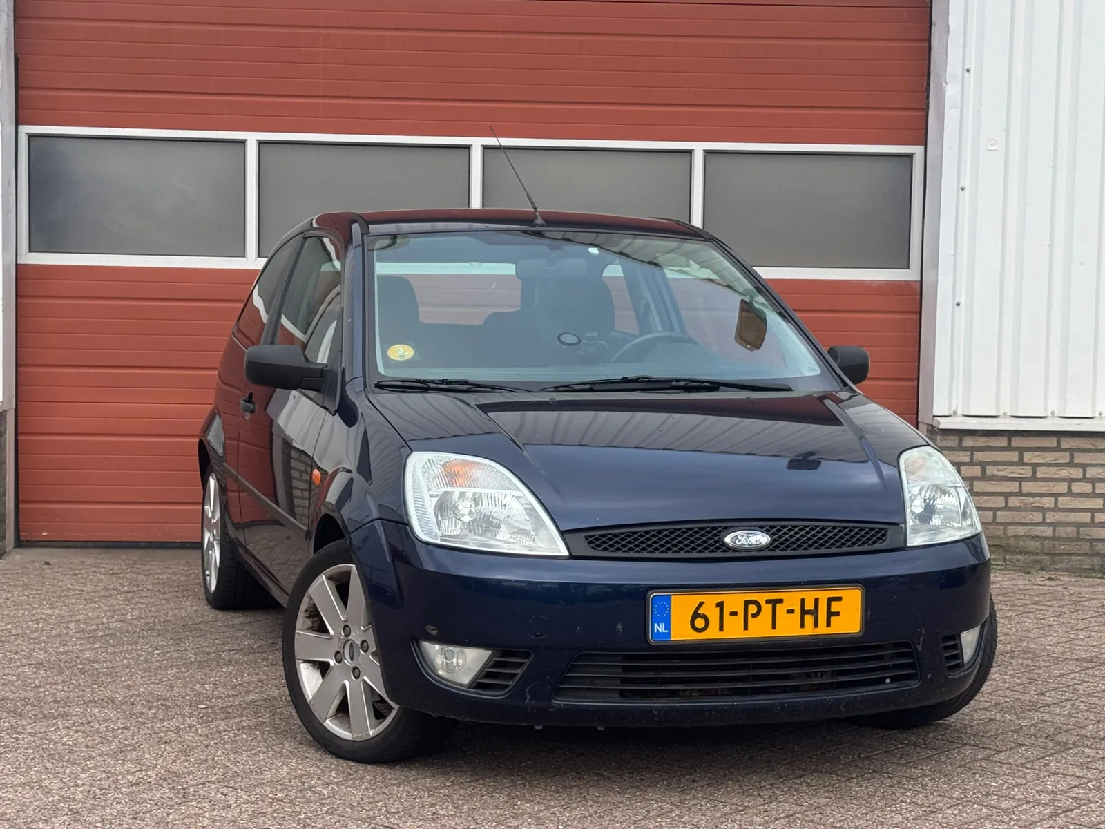 Ford Fiesta (2004) — foto 1