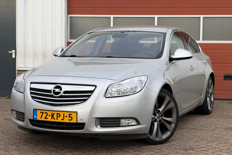 Opel Insignia (2008)