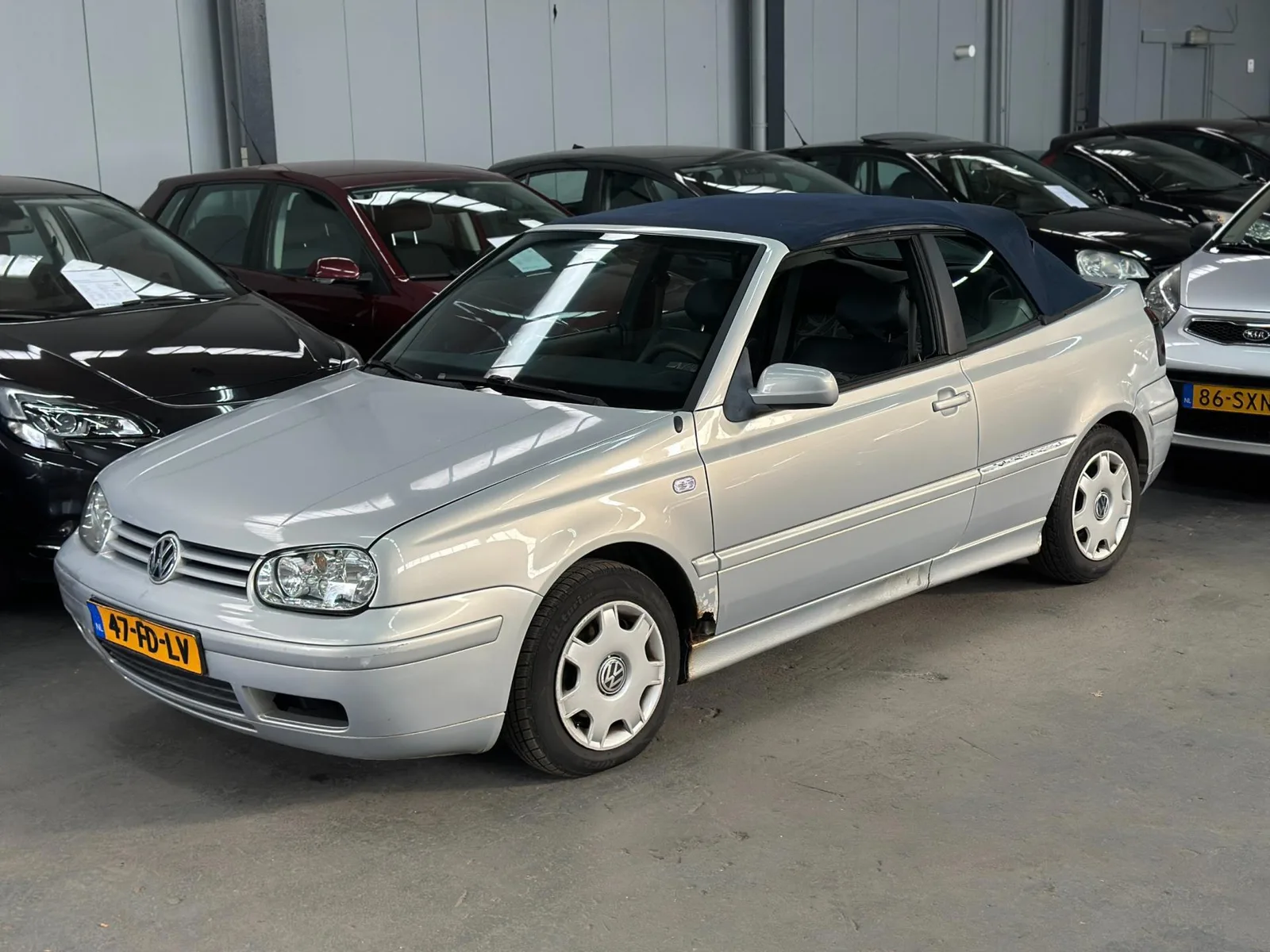 Volkswagen Golf (2000) — foto 1