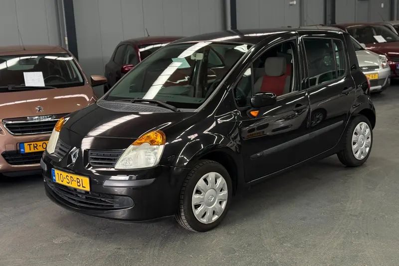Renault Modus (2006)