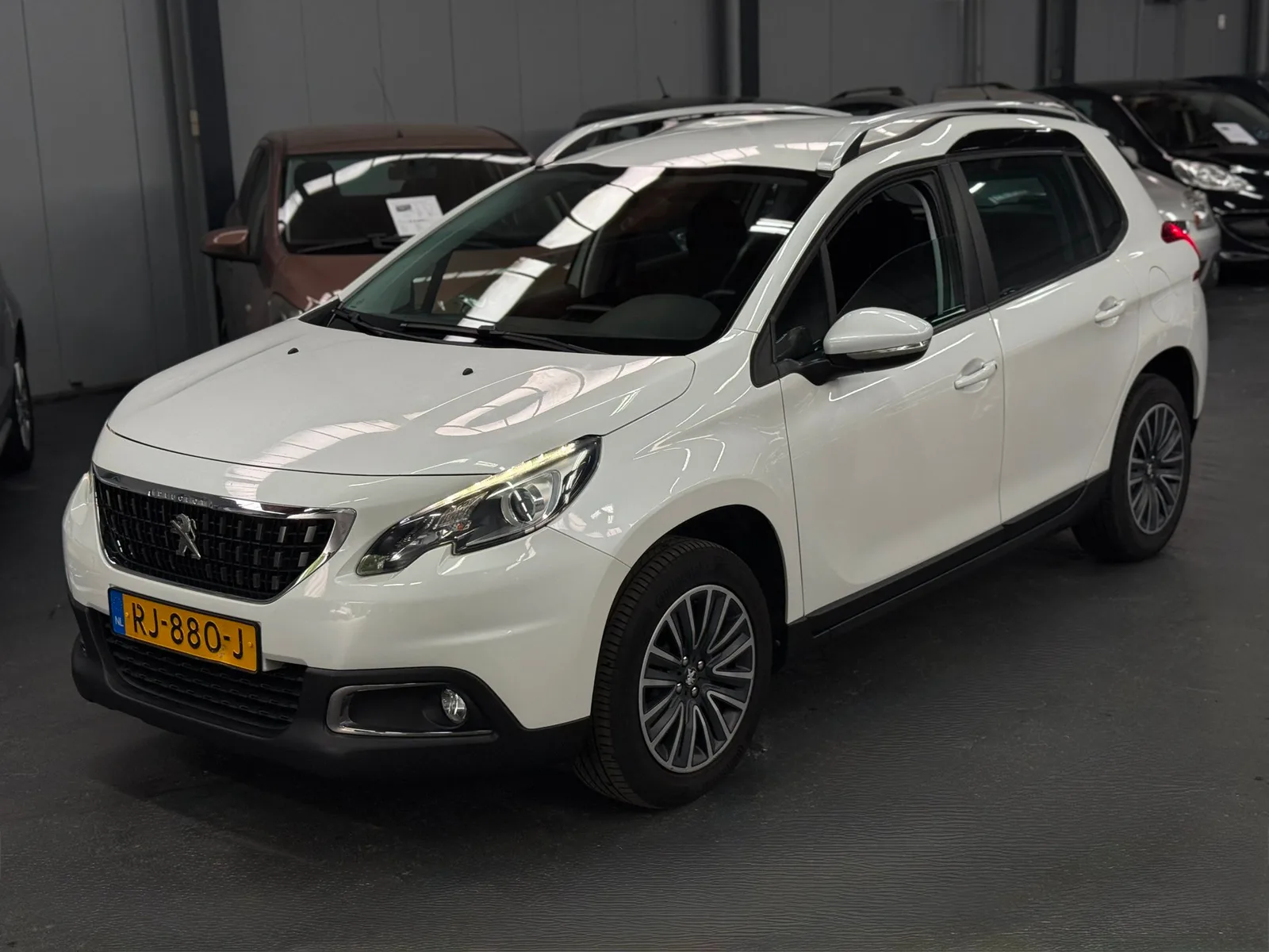 Peugeot 2008 (2017) — foto 1