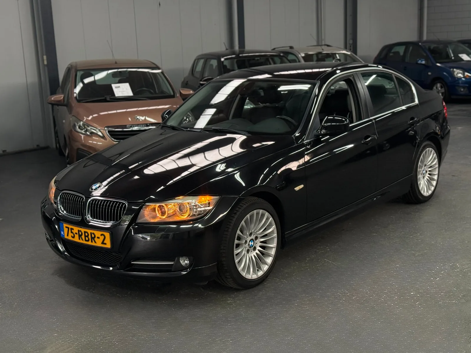 BMW 3-Serie (2011) — foto 1