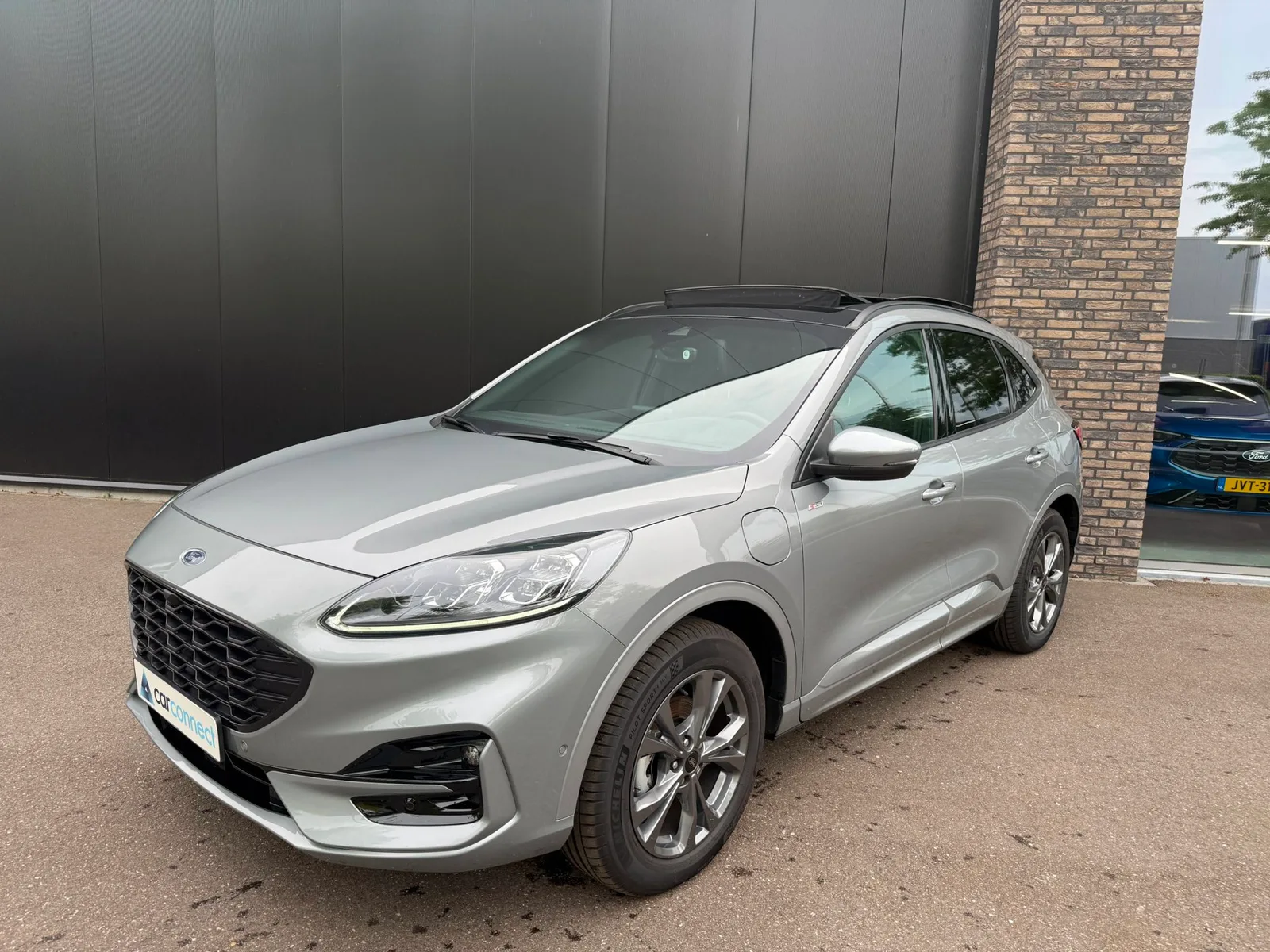 Ford Kuga (2023) — foto 1