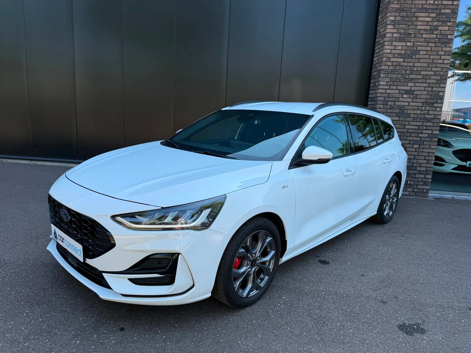 Ford Focus (2023) — foto 1