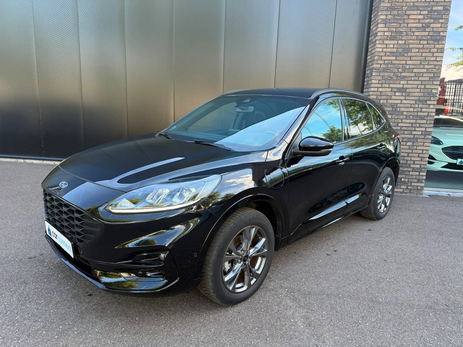 Ford Kuga (2023) — foto 1