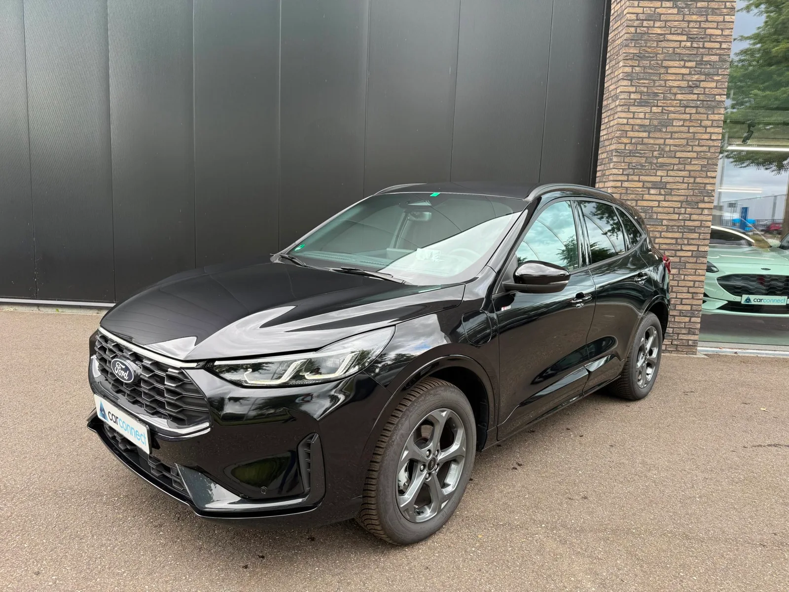 Ford Kuga (2025) — foto 1