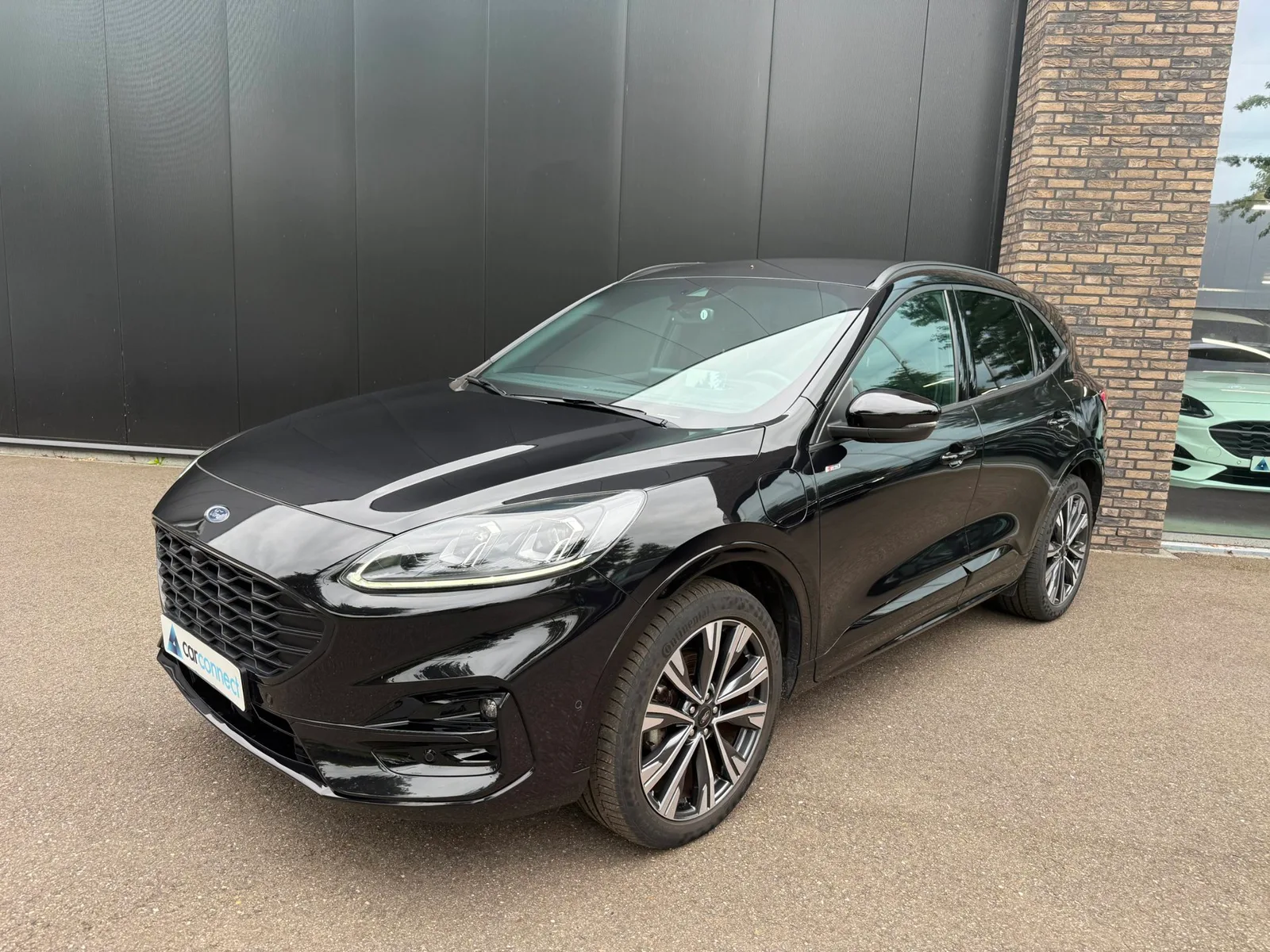 Ford Kuga (2022) — foto 1