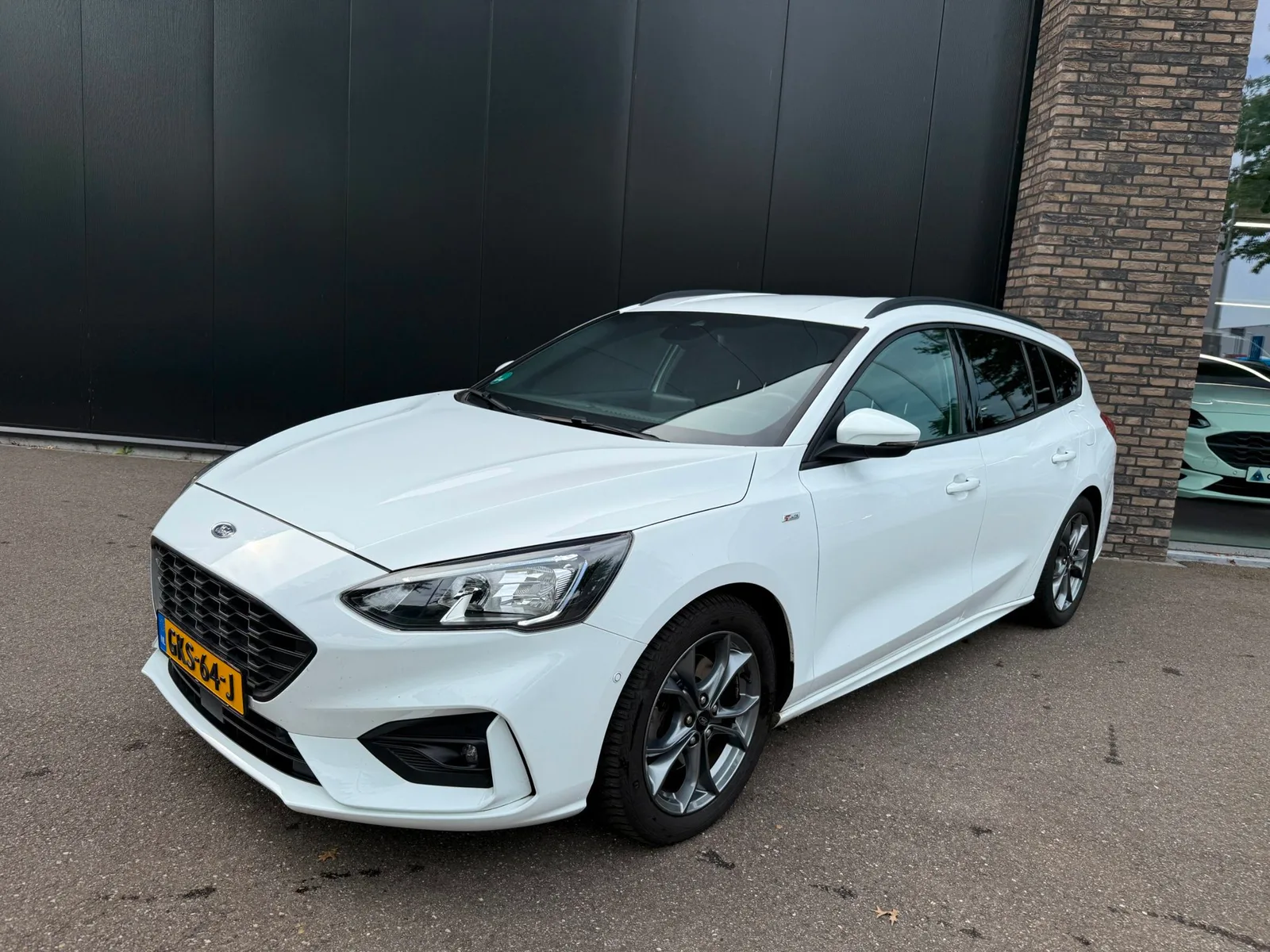 Ford Focus (2020) — foto 1